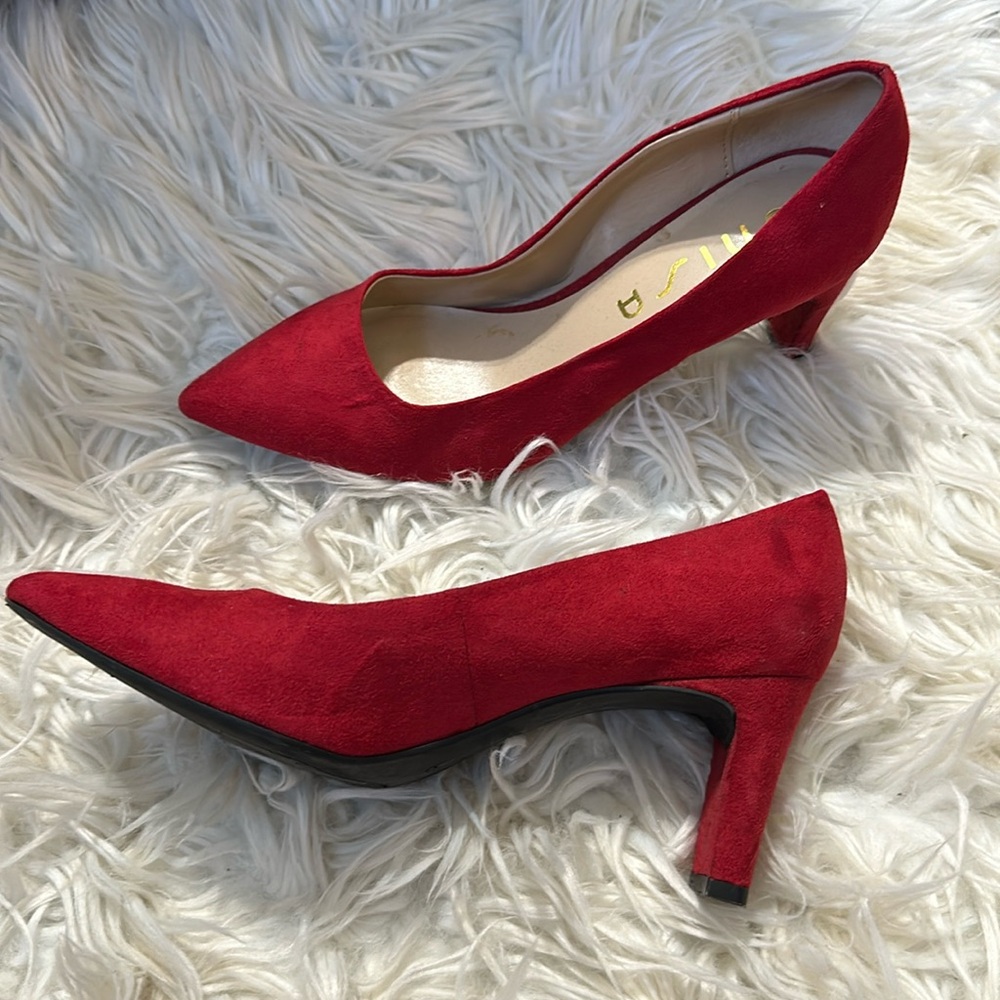 Women’s shoes